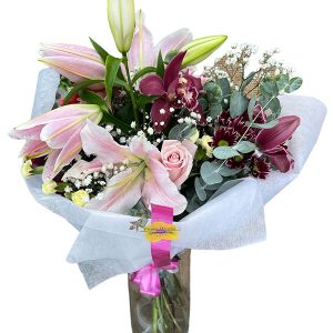 Ramo de flores con stargathe